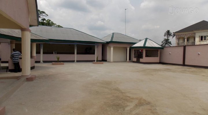 Afrique Continental Hotel Eneka