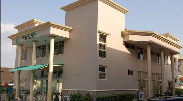 Summit Villas Suites & Apartment