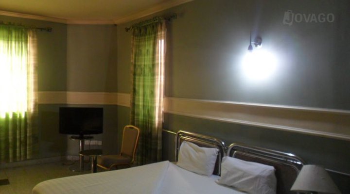 Lamonde Hotel (Okigwe Rd)