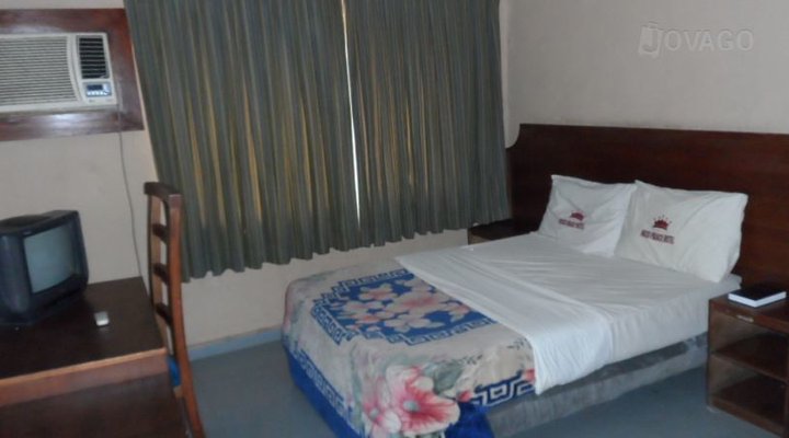 Nkisi Palace Hotel Extension