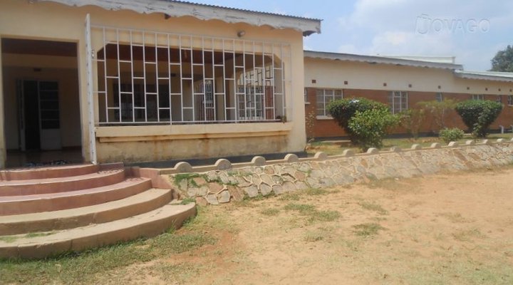 Deudoner Executive Motel