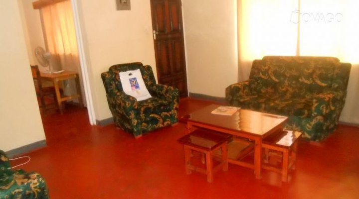 Deudoner Executive Motel