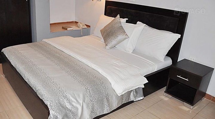Winis Guest House Limited