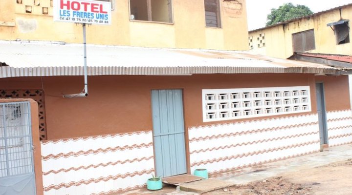 Hotel Les Freres Unis
