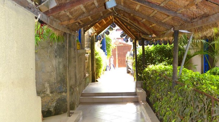 Villa Azzuro And Resorts