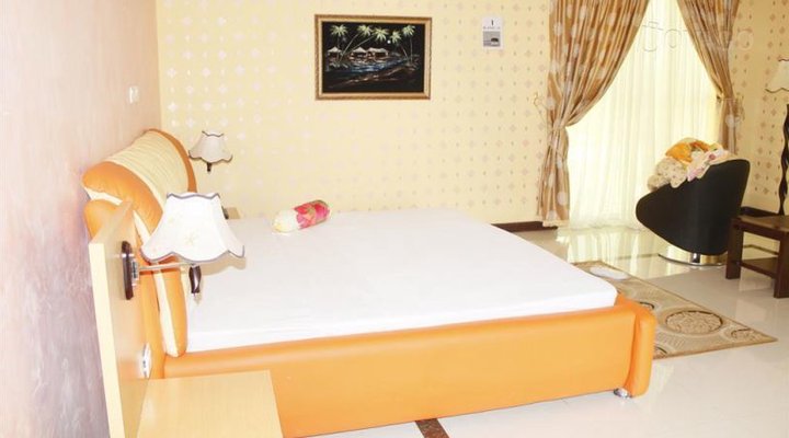 Hotel Seventeen Limited