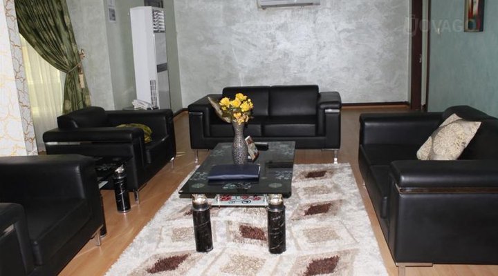 Hotel Seventeen Limited