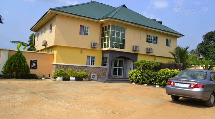 Arena 247 Hotel