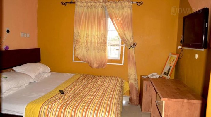 Arena 247 Hotel