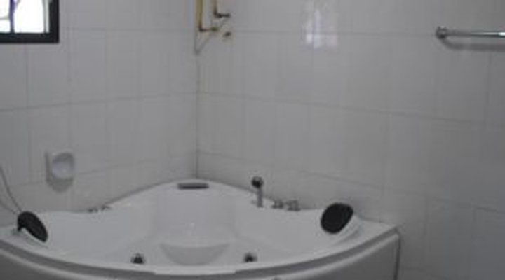 Lawfab Hotel & Suites