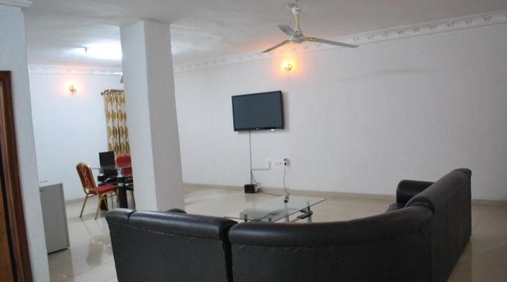 Lawfab Hotel & Suites