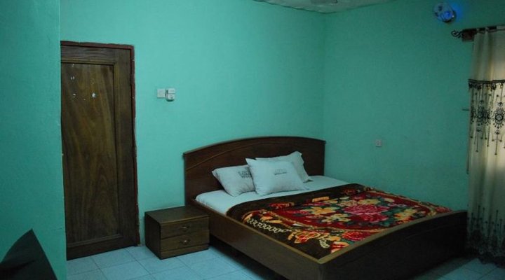 Lawfab Hotel & Suites