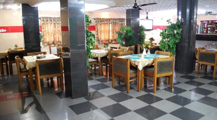 Lawfab Hotel & Suites