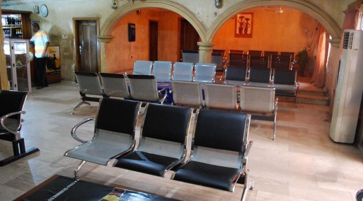 Lawfab Hotel & Suites