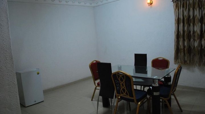 Lawfab Hotel & Suites