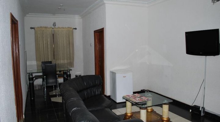 Lawfab Hotel & Suites