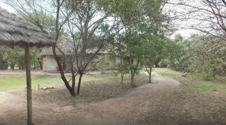 Serengeti Lodge