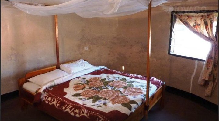 Serengeti Lodge
