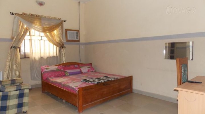 Royal Afrique Hotels Oyibo