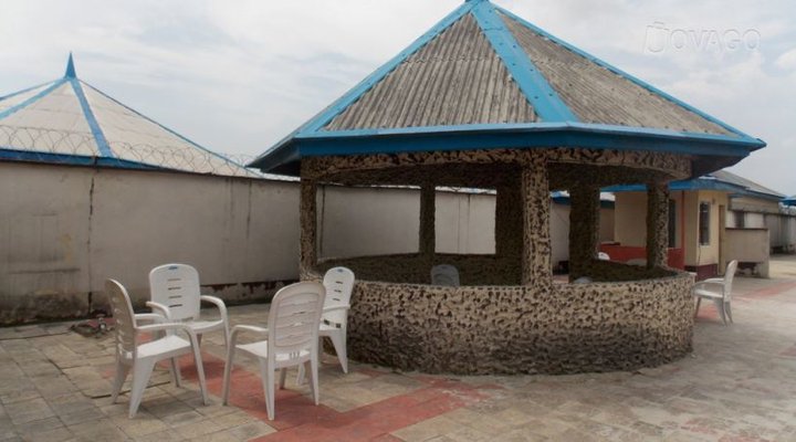 Royal Afrique Hotels Oyibo