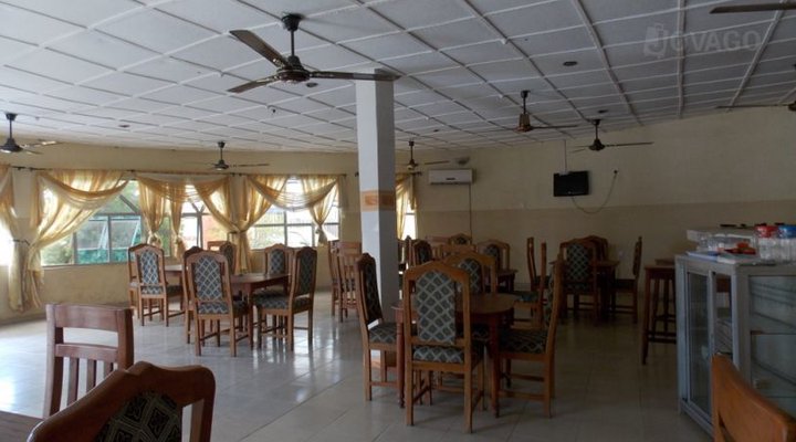 Royal Afrique Hotels Oyibo