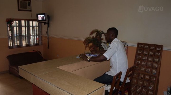 New Town Hotel And Suites