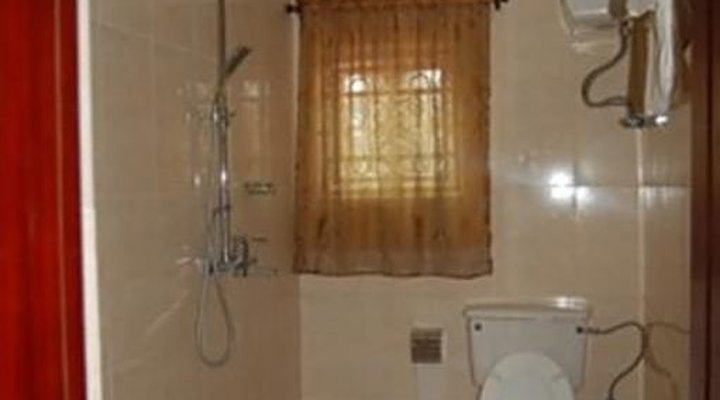 Hotel Geneza