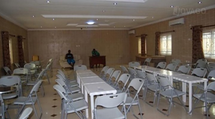Hotel Geneza
