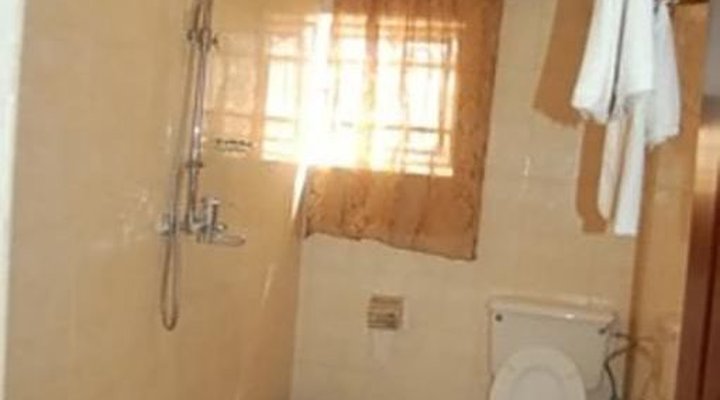 Hotel Geneza