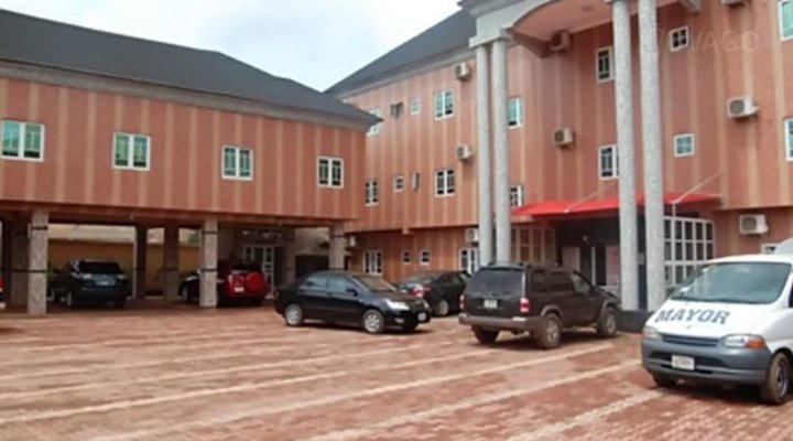 Hotel Geneza
