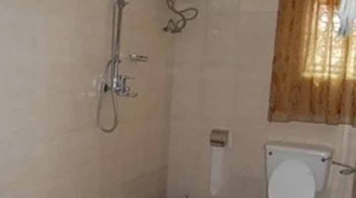 Hotel Geneza