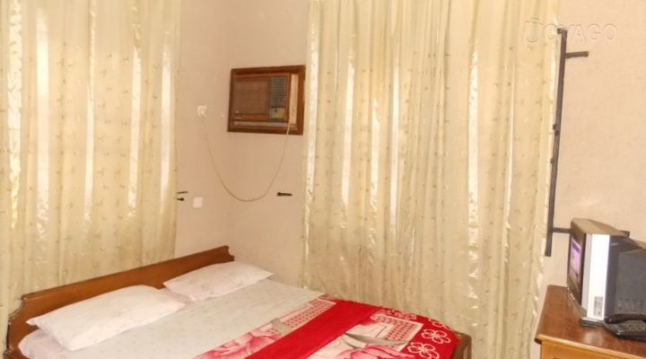 Regal Lodge