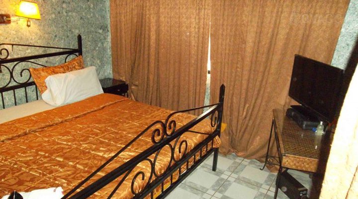 Aristo House Hotel & Casino