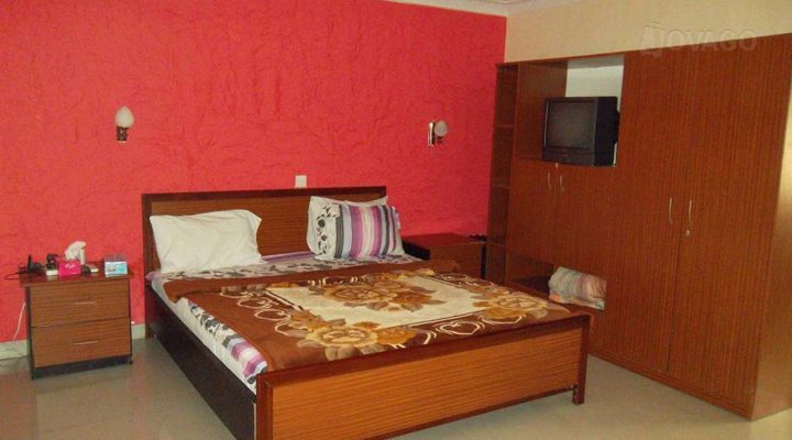 Aristo House Hotel & Casino