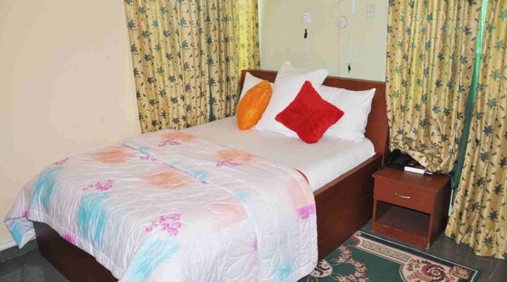 Shanem Guest House