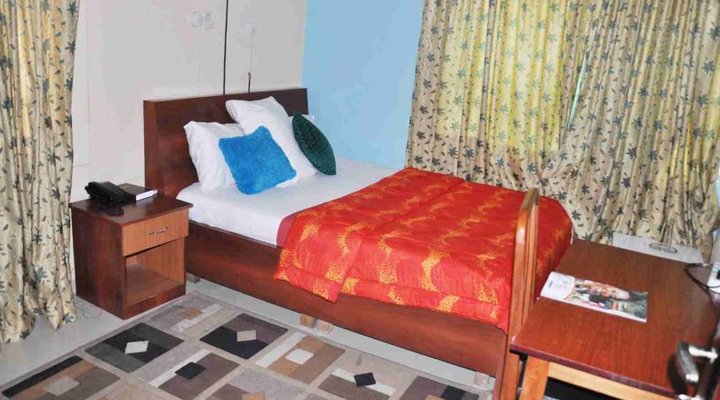 Shanem Guest House