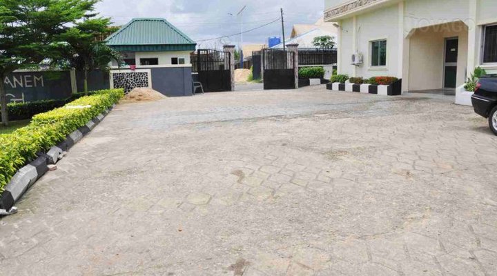Shanem Guest House