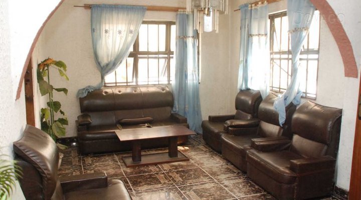 Akoi Guest House