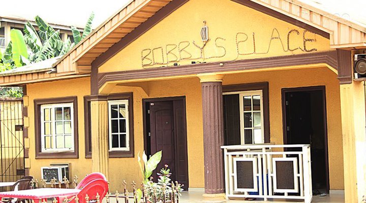 Bobbys Place Hotel