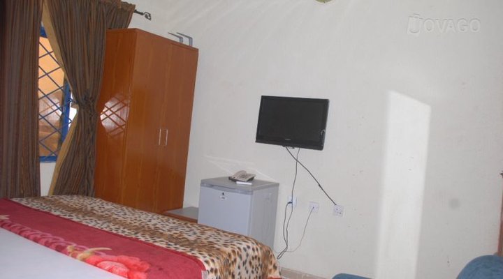 B'View Hotel and Suites