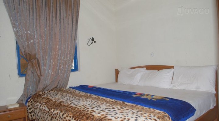B'View Hotel and Suites