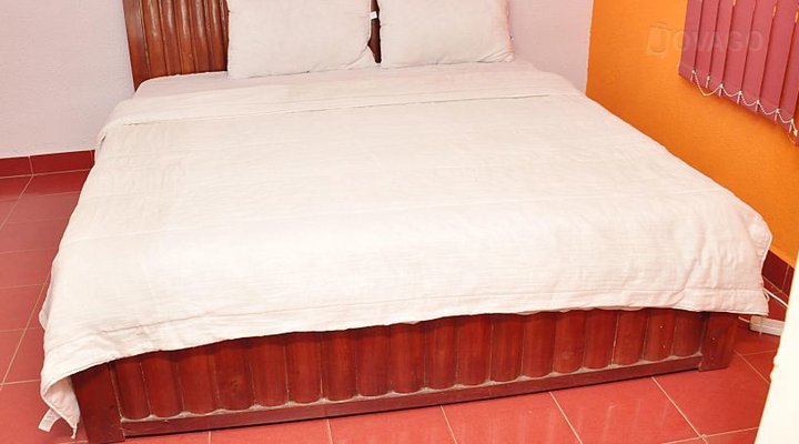 Omesh Hotel