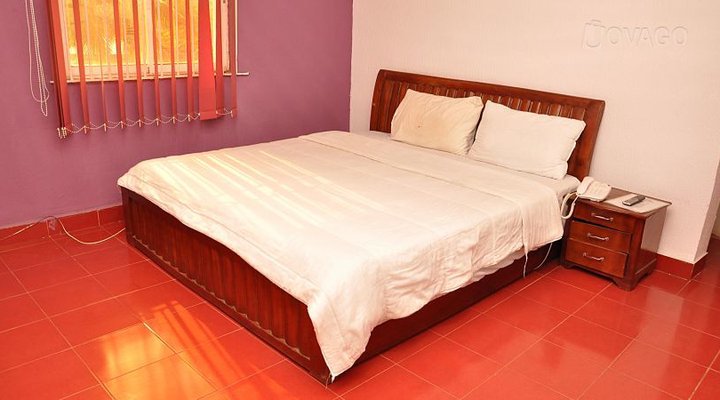 Omesh Hotel