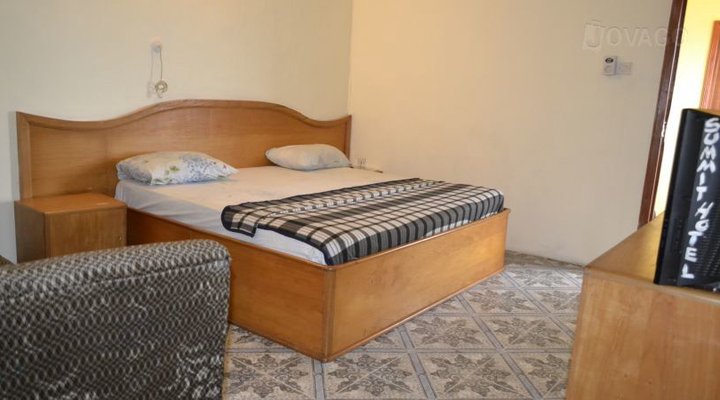 Summit Complex & Hotels