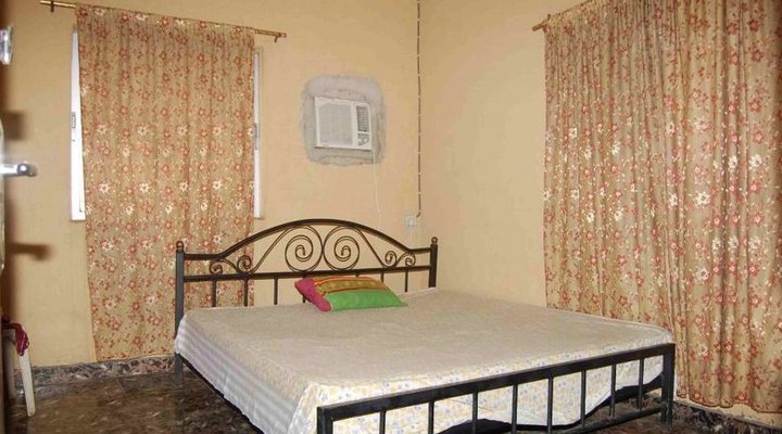 Gollico Hotel and Suites