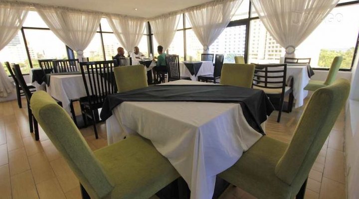 Villa Picasso (Adetokunbo Ademola)