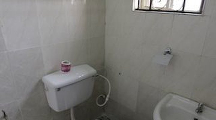 Franc Philemon Hotel & Suites