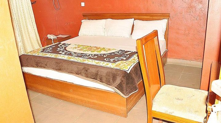 Hotel De Monimo (Agege)