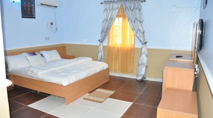 Jomaph Hotel and Suites