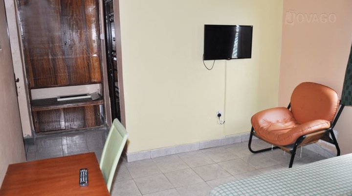 De Reggys Hotel & Suites Annex
